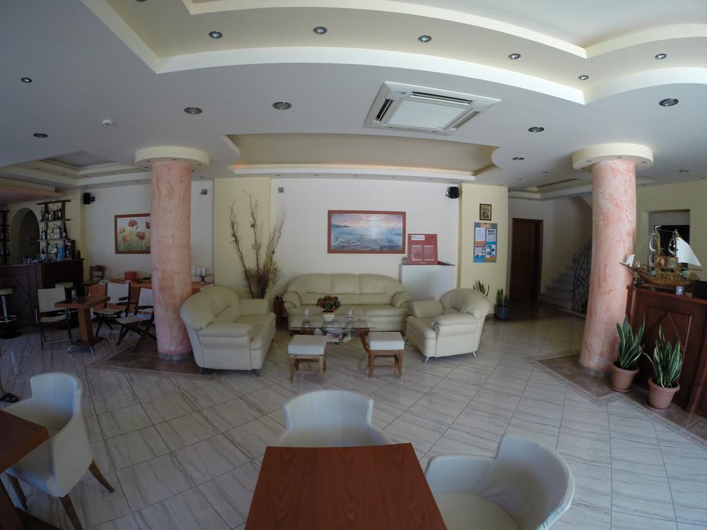 Lazaratos Hotel Kouvalata Exterior foto