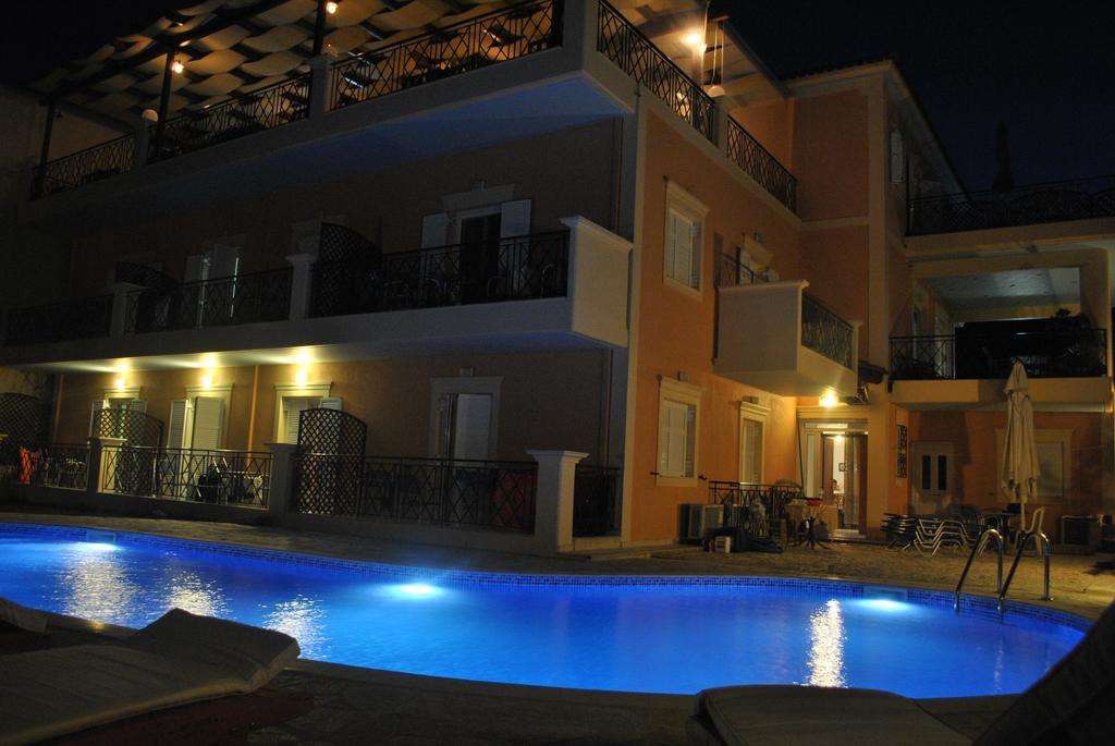 Lazaratos Hotel Kouvalata Exterior foto